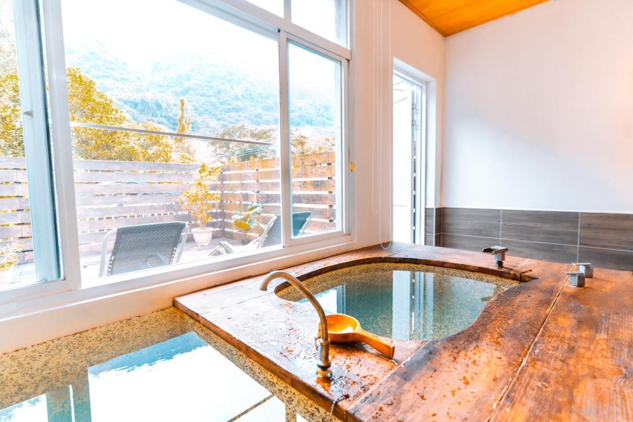 Cdr Hotspring Resort Liugui Ngoại thất bức ảnh